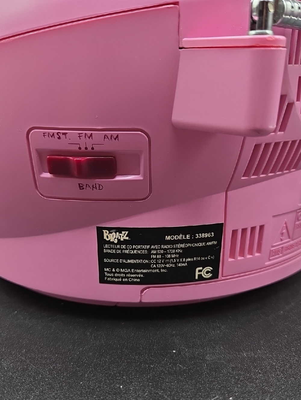 Vintage MGA Entertainment Bratz Kidz Portable CD Player & AM/FM Radio - Picture 5 of 13
